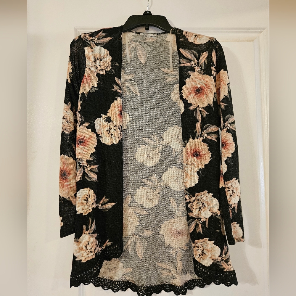 Black Floral Cardigan, XS - Picture 3 of 6
